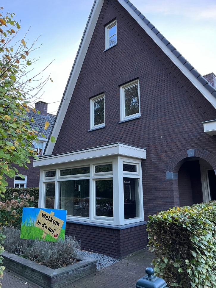 Proficiat met nieuwe woning, familie Van Sluisveld - Manders!